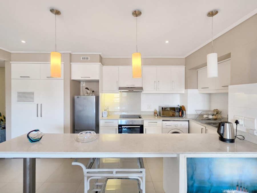 2 Bedroom Property for Sale in Vredehoek Western Cape